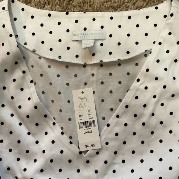 NY & Co 7th Ave Sleeveless B & W Polka Dot V Neck Peplum Top w/ Belt, Large, NWT - Picture 5 of 9